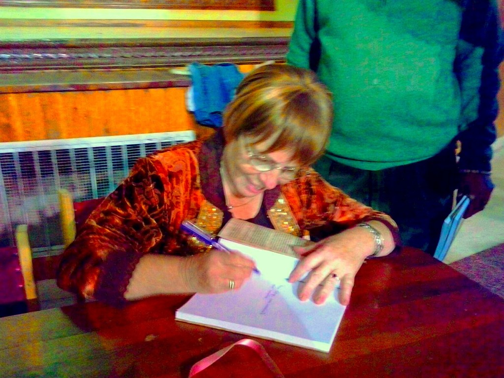 FIRMANDO
